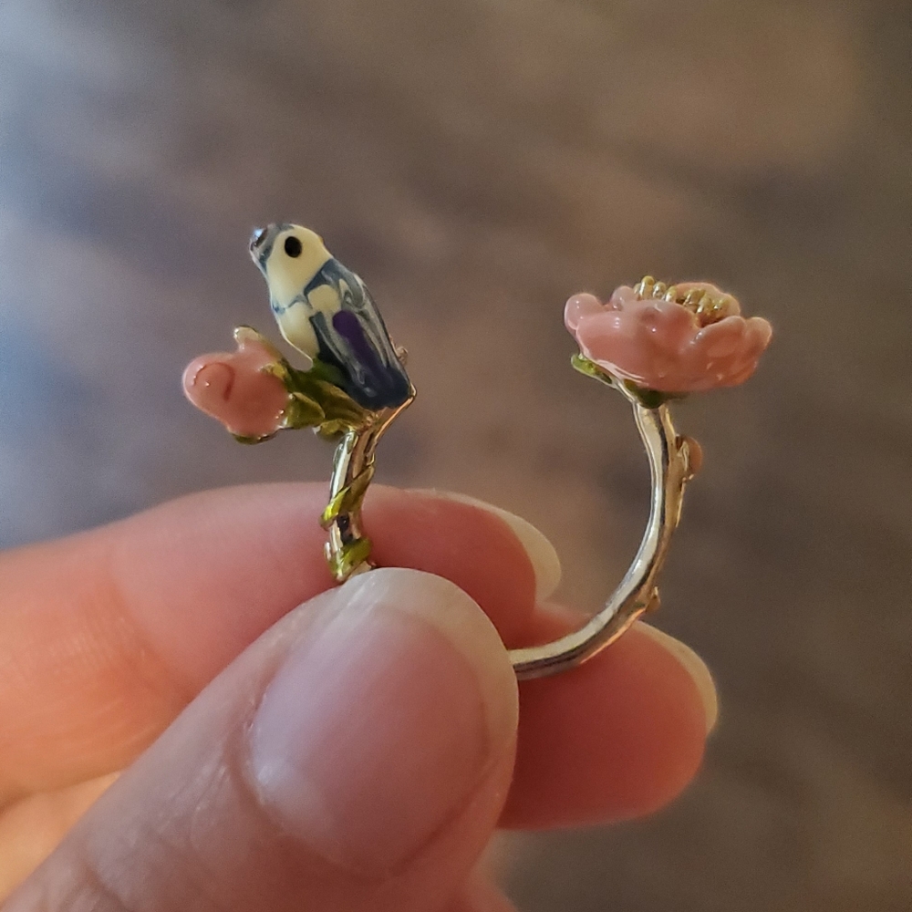 Les Nereides style ring
